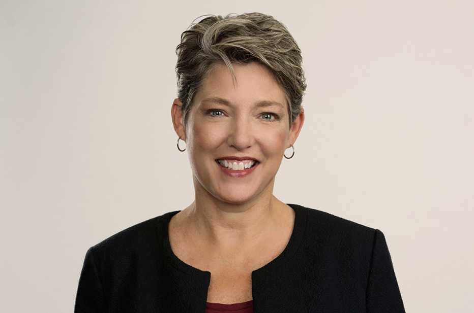 Kathy Stokes, directora de Programas de Prevención de Fraudes, de AARP