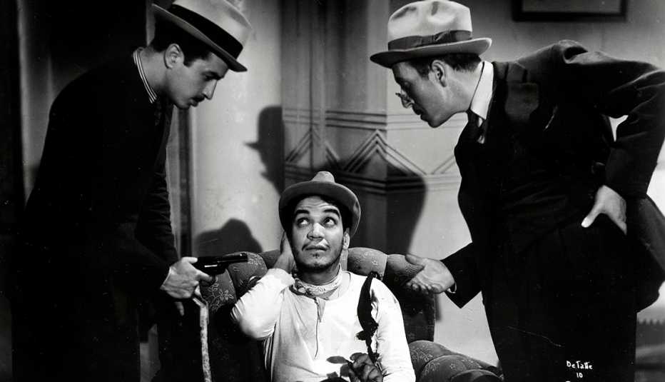 Escena de la película Ahí Está El Detalle, de Cantinflas, 1940 