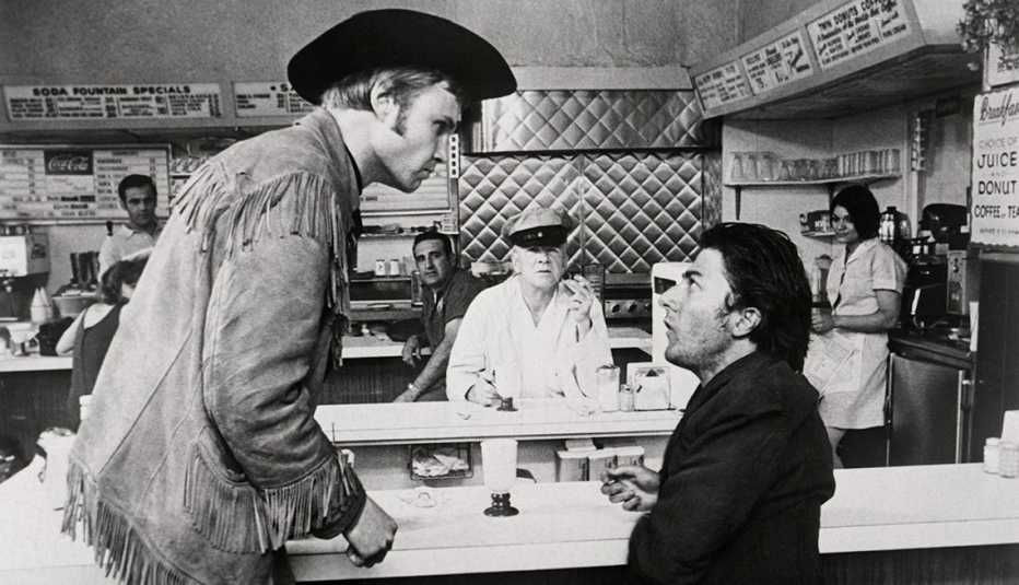 Jon Voight y Dustin Hoffman en una escena de Midnight Cowboy