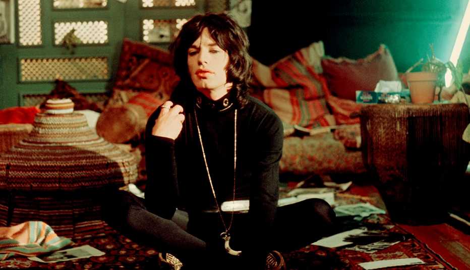  Mick Jagger protagoniza la película 'Performance'