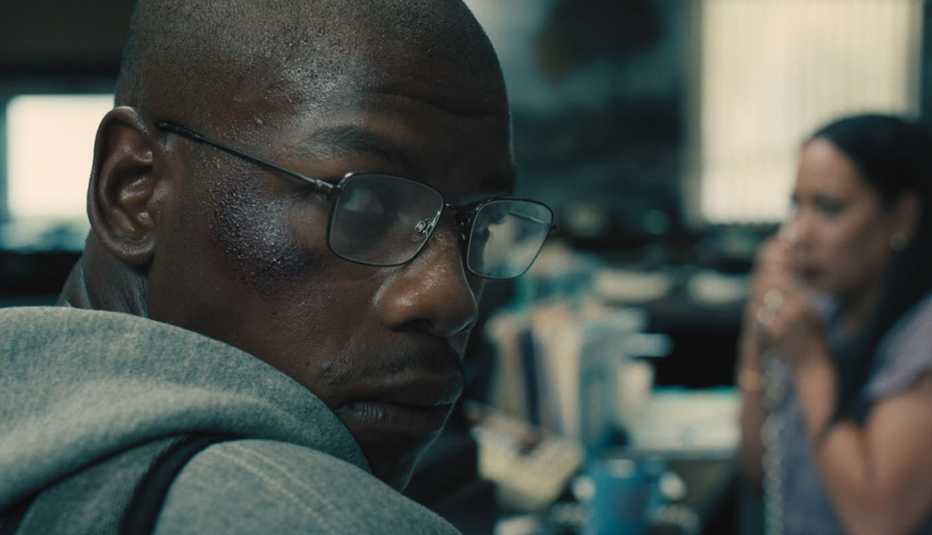 John Boyega protagoniza "Breaking".