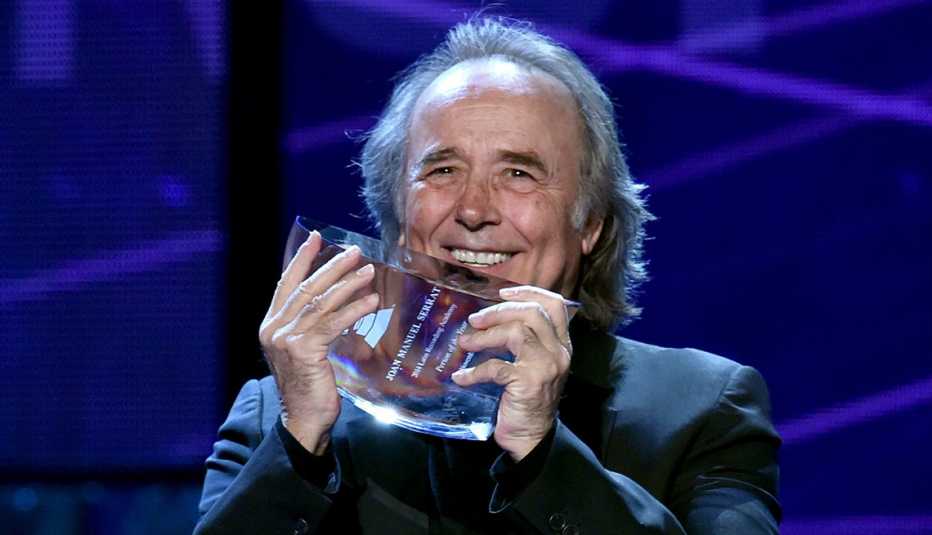 Joan Manuel Serrat, una de las Personas del año del Latin Grammy 