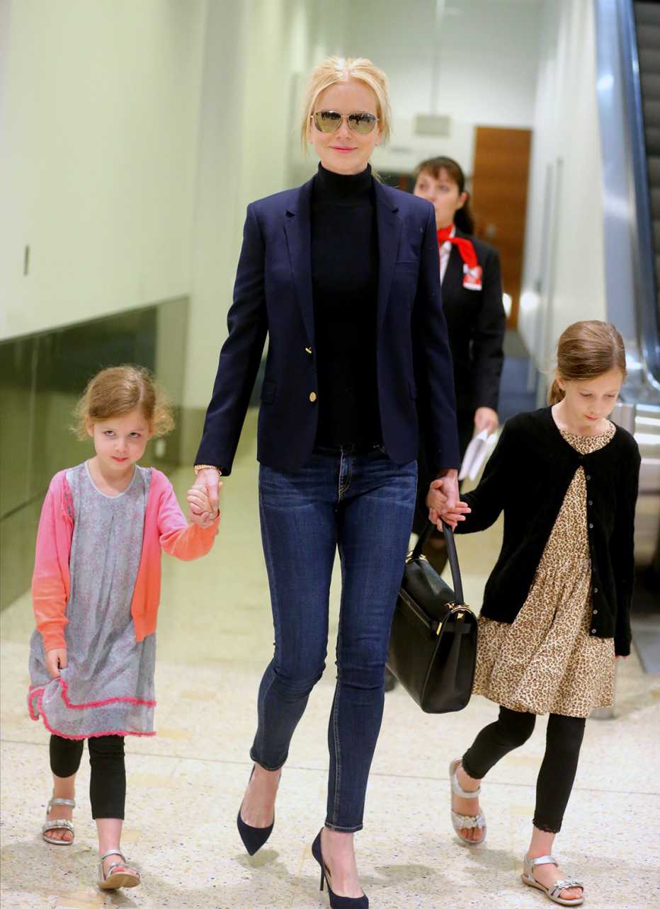Nicole Kidman usando jeans