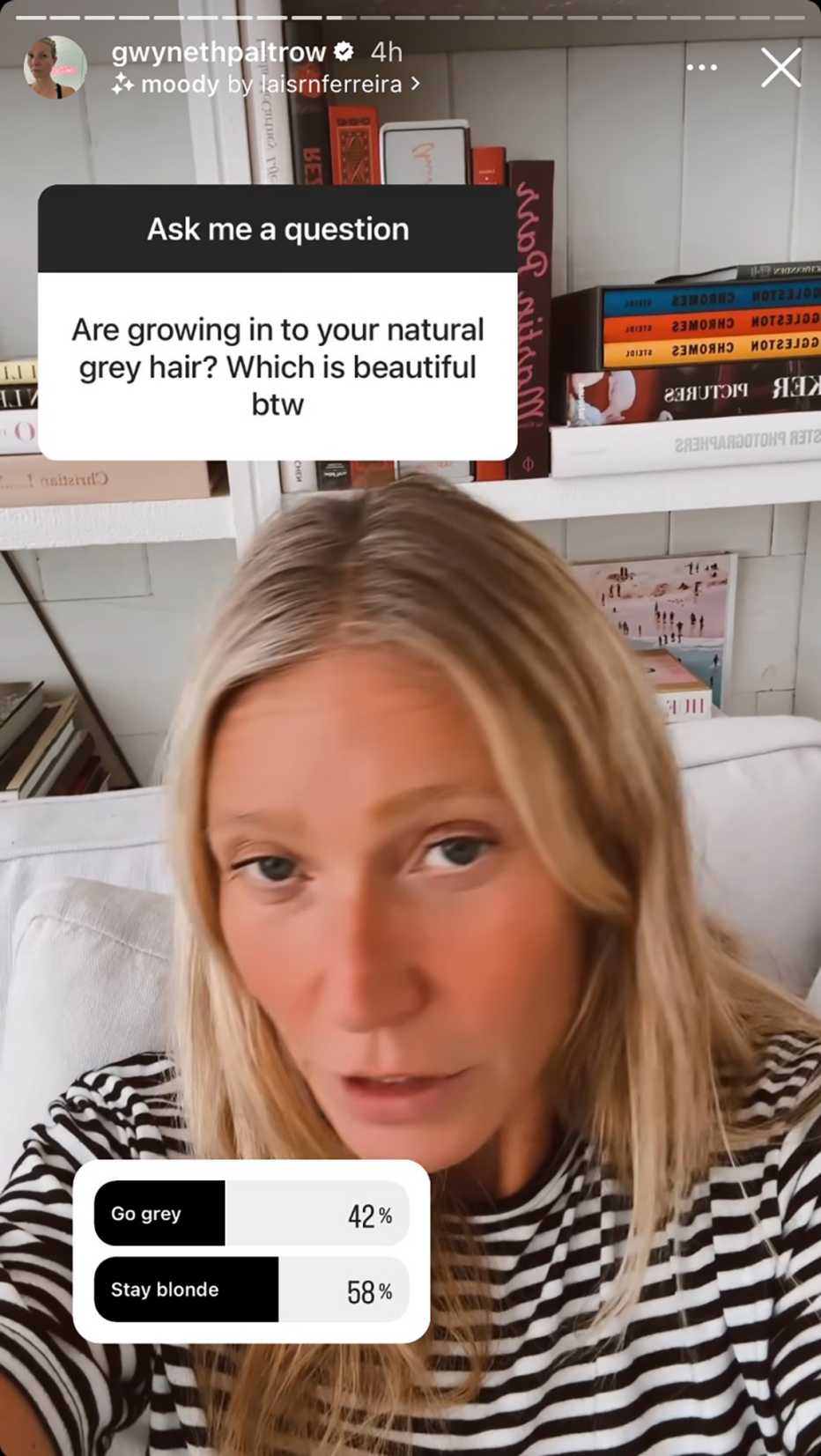 Gwyneth Paltrow en una historia de Instagram contestando preguntas sonre su cabello con canas.