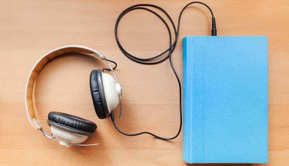 Los 5 mejores auriculares para escuchar audiolibros que puedes comprar