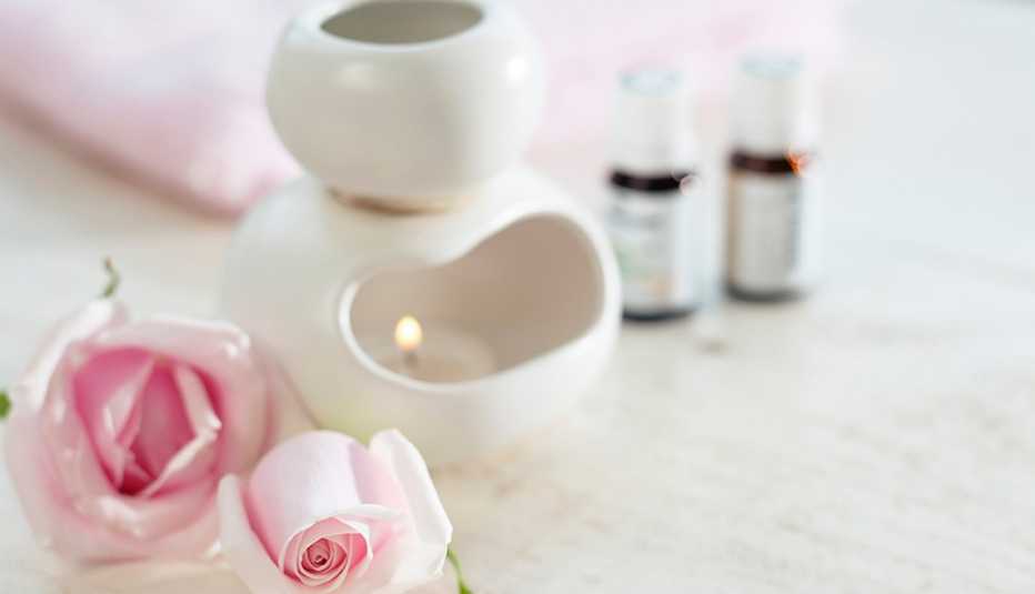 Difusor de aromaterapia con rosas rosadas