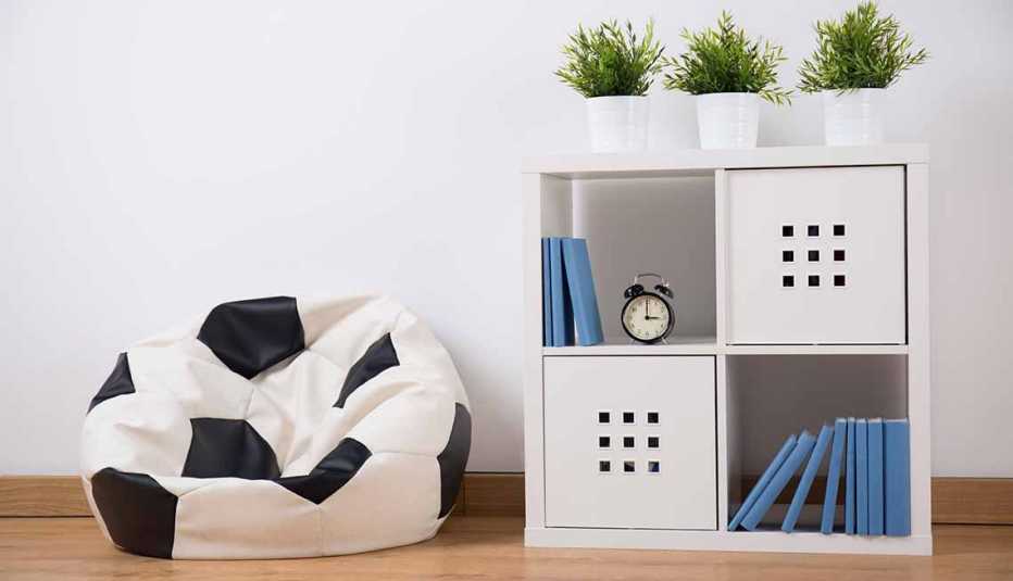 Mueble con cubículos - Tendencias para decorar el cuarto de tus nietos
