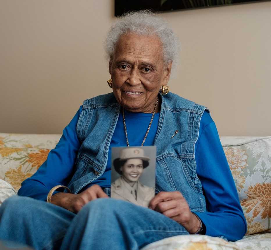 Romay Davis, de 104 años, es la integrante sobreviviente de mayor edad del Batallón 6888.  
