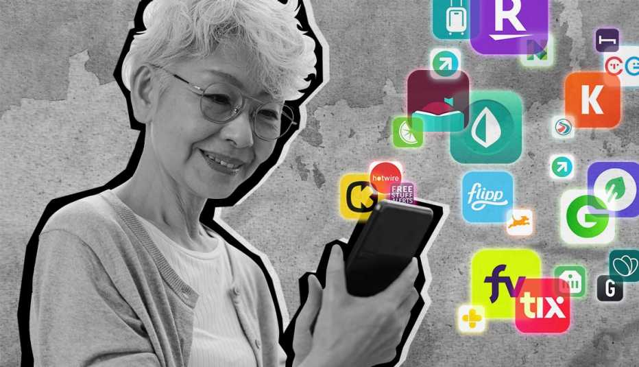 una mujer sonríe mientras mira su teléfono inteligente junto a logos de aplicaciones flotando en un fondo gris