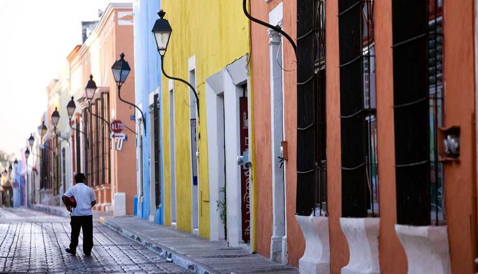 Cobbled Streets And Colorful Homes In Campeche City Mexico, Cheap Places To Retire