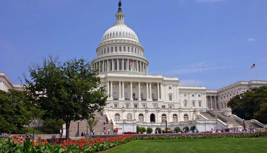 Vista frontal del Capitolio en Washington DC