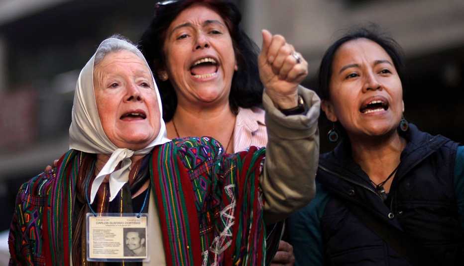 Madres de la Plaza de Mayo - Abuelas famosas