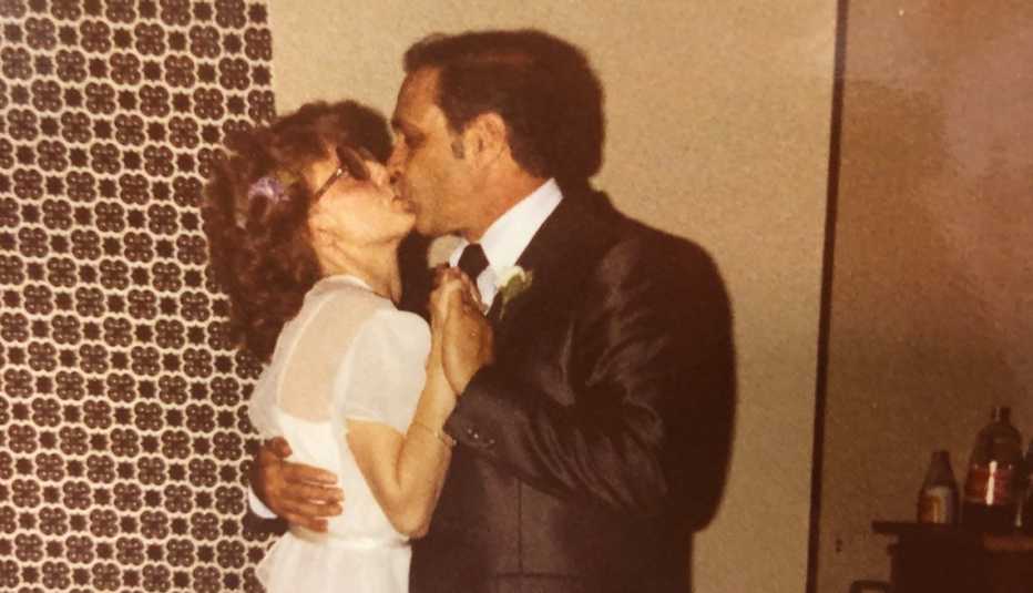 Phyllis y Bill Scantland el día de su boda