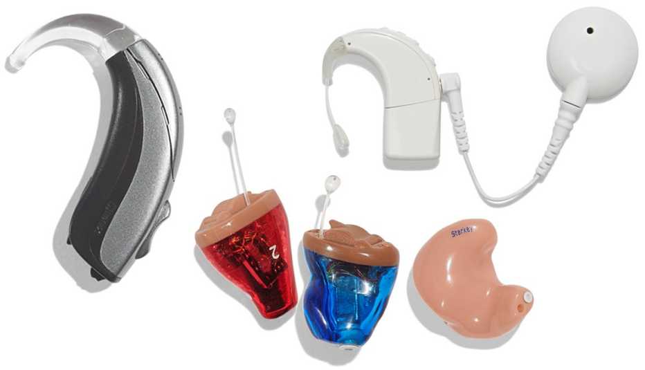 Varios tipos de audífonos 