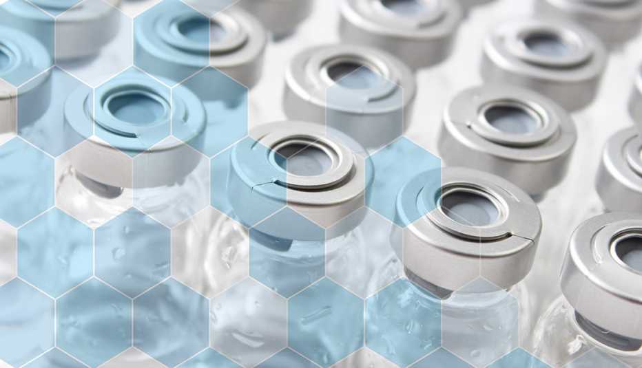 Frascos de vacunas de refuerzo de covid con una ilustración de células