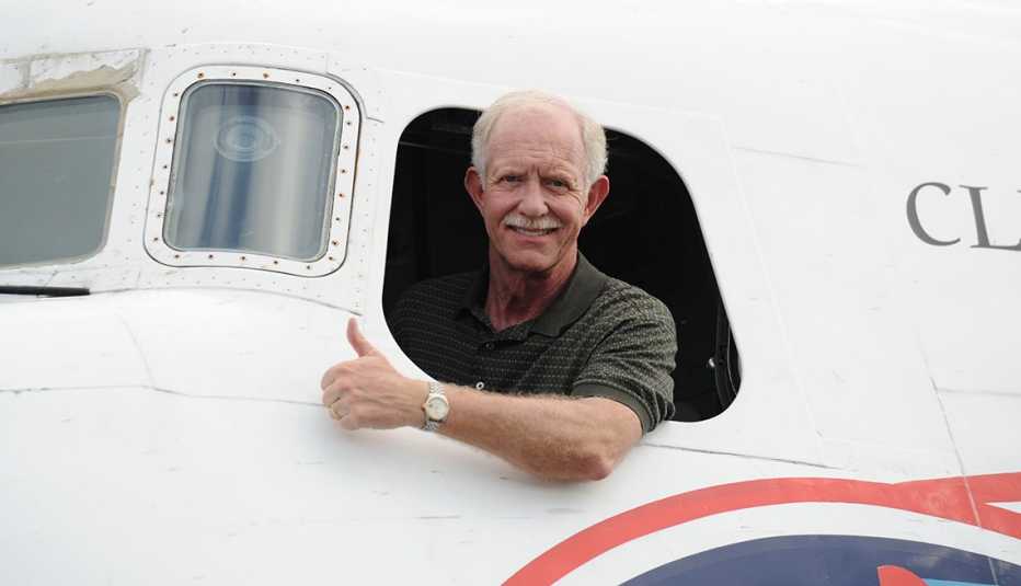 Chesley “Sully” Sullenberger, piloto