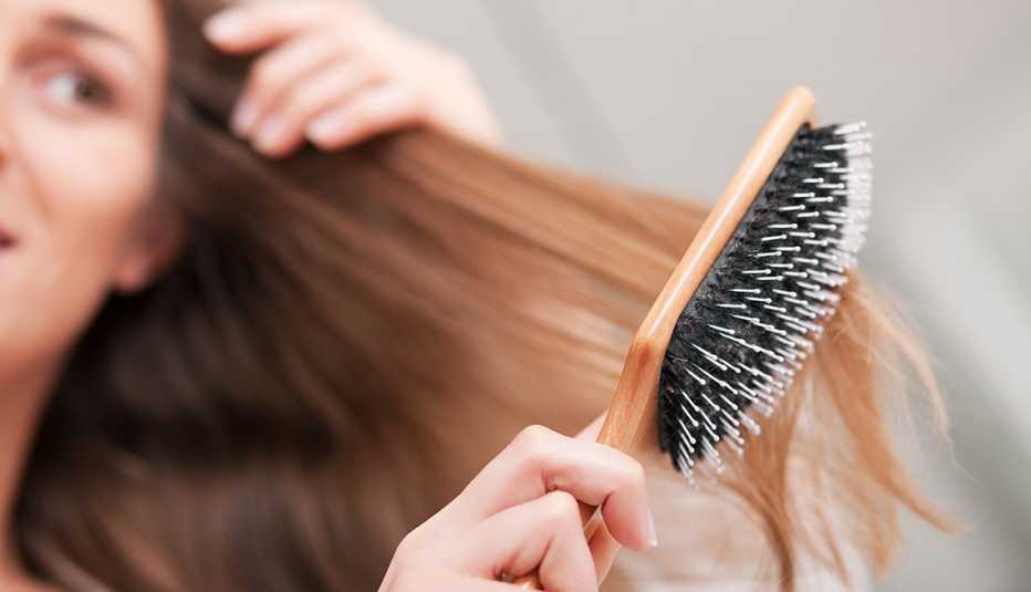 Causas que provocan la caída del cabello en las mujeres