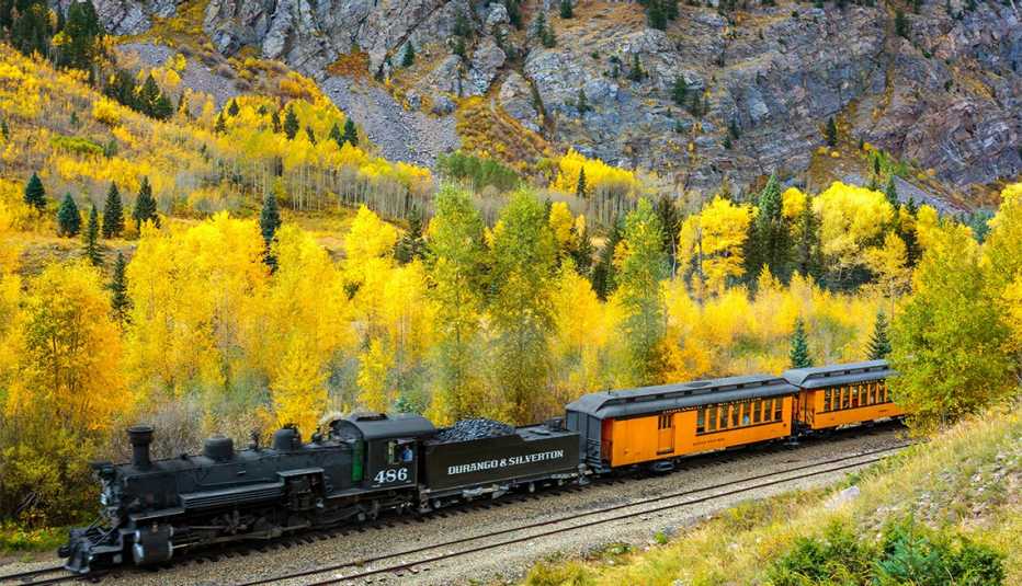 Ferrocarril en la vía entre Durango y Silverton, Colorado