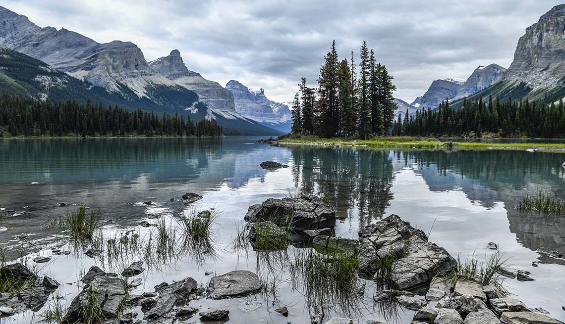 2023 AARP Foundation 2018 Photo Calendar Contest Winners to organizations 