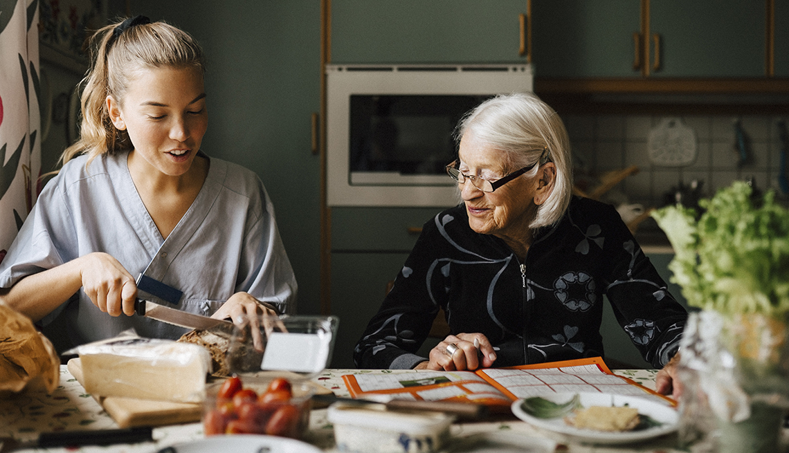 6 Simple Products for Caregivers in the Kitchen: Senior Safety