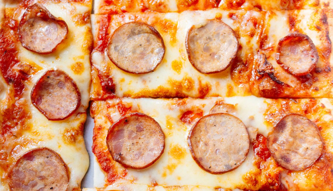 What Causes Adult Acne and How to Treat It