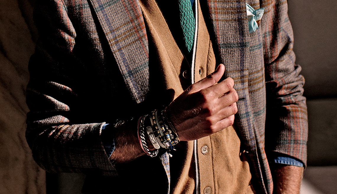 Mens Fashion, Bracelets, Tweed Jacket, Vest, Eight Styles For Color Shy Guys