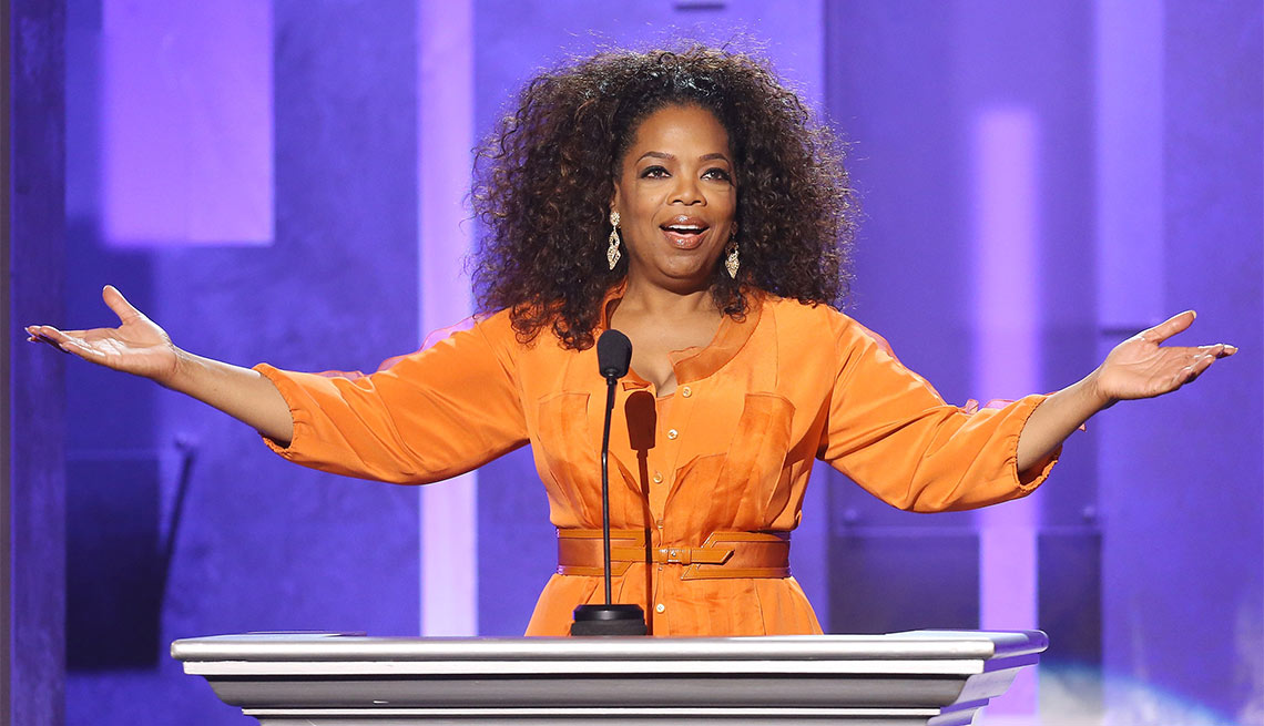 Oprah Winfrey - Famosos que dejaron los estudios y hoy son millonarios