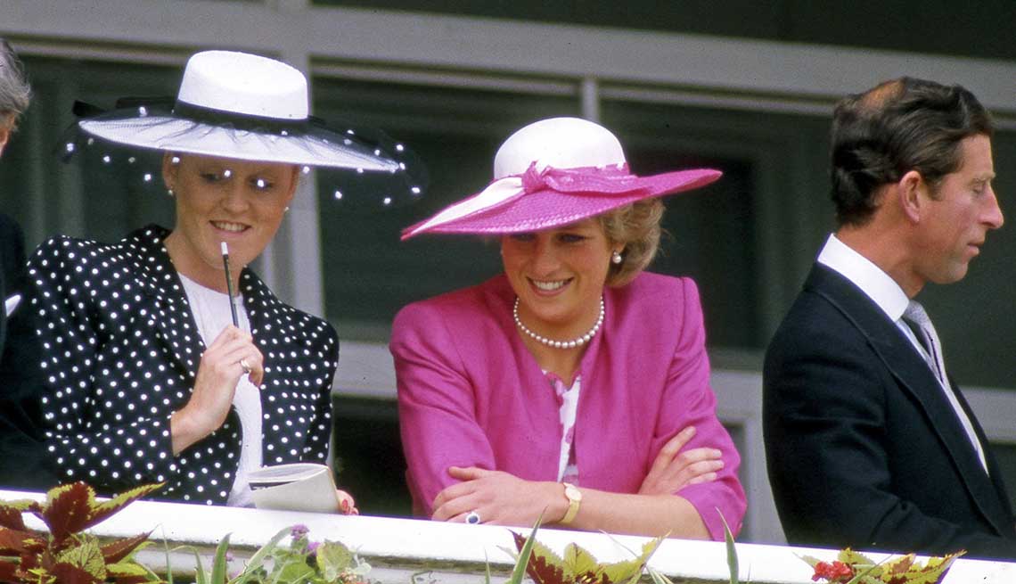 Sarah Ferguson, duquesa de York, Lady Diana y el príncipe Carlos