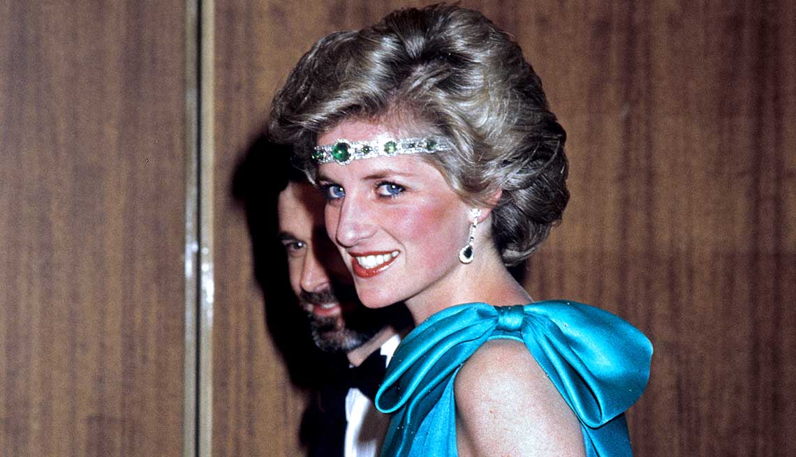 Princess Diana Necklace Headband