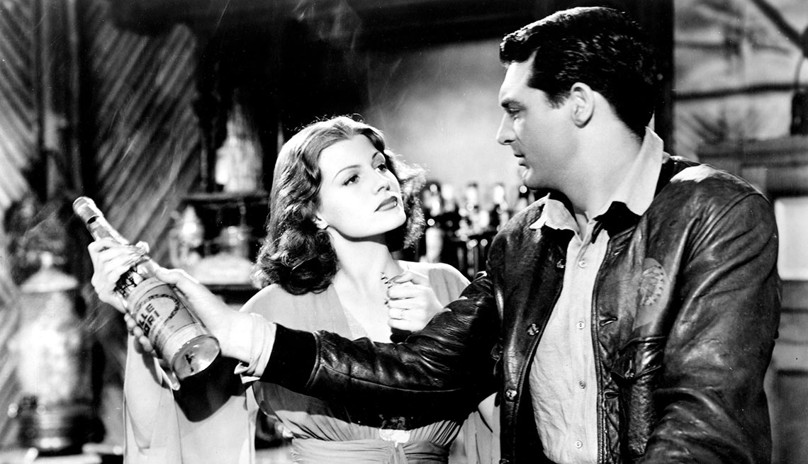 Rita Hayworth y Cary Grant en una escena de la pelicula Only Angels Have Wings - La vida de la artista en el cine