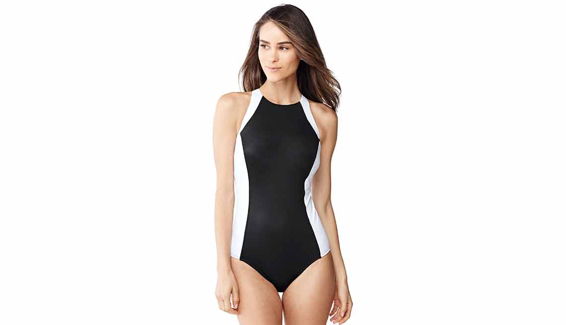 Lands’ End Women’s AquaSport High-neck - Una pieza - Mejores trajes de baño para el verano del 2016
