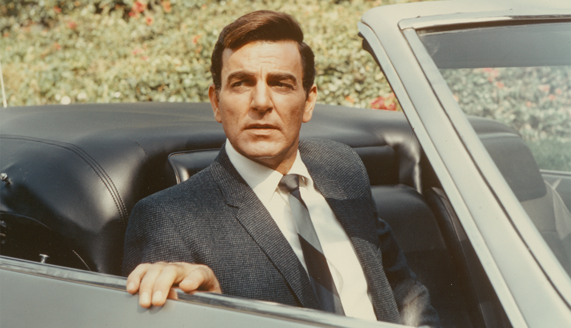 Mike Connors, actor, 91