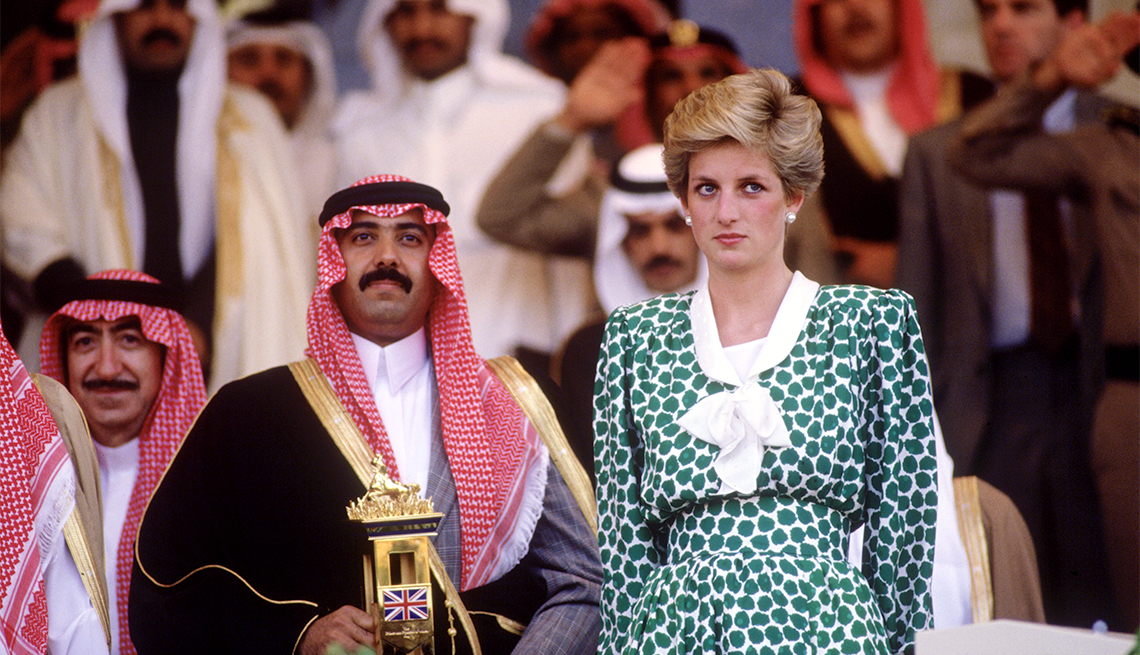 item 9 of Gallery image - Dubai, 1989