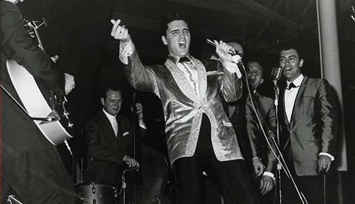 Grandes hitos en la vida y carrera de Elvis Presley - 1961, en el concierto ‘Blue Hawaii’