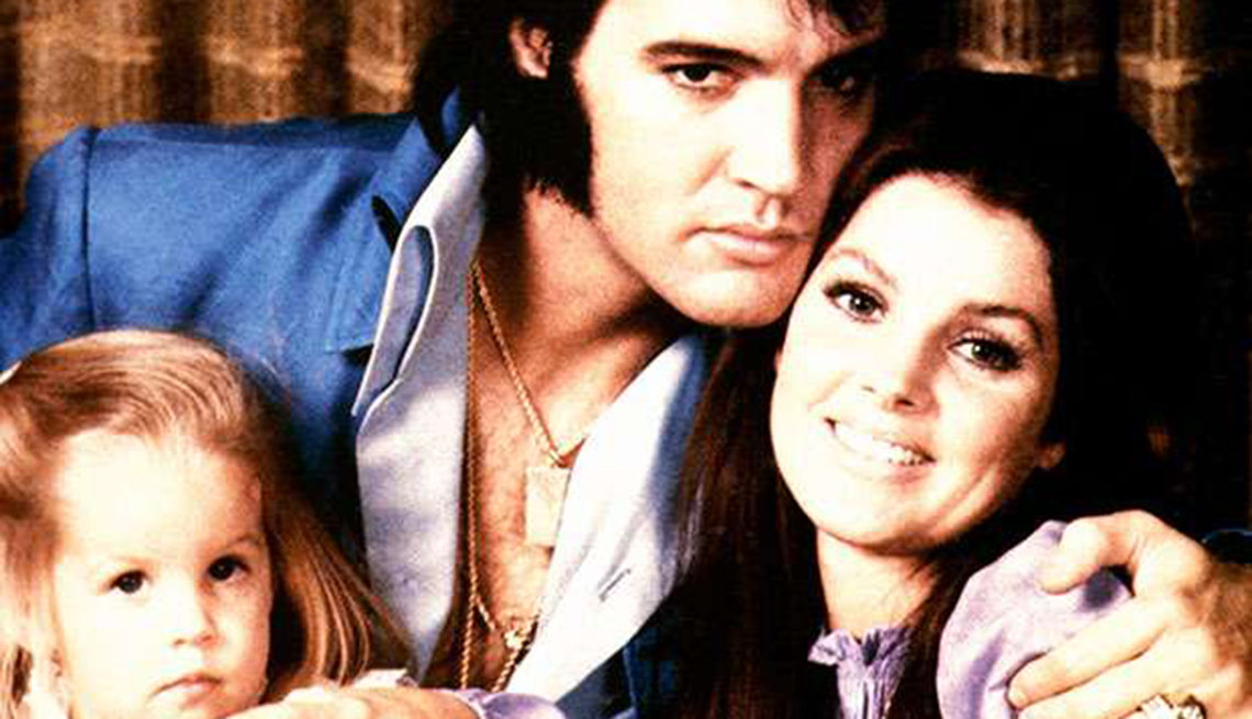 Grandes hitos en la vida y carrera de Elvis Presley - con su hija Lisa Marie Presley 