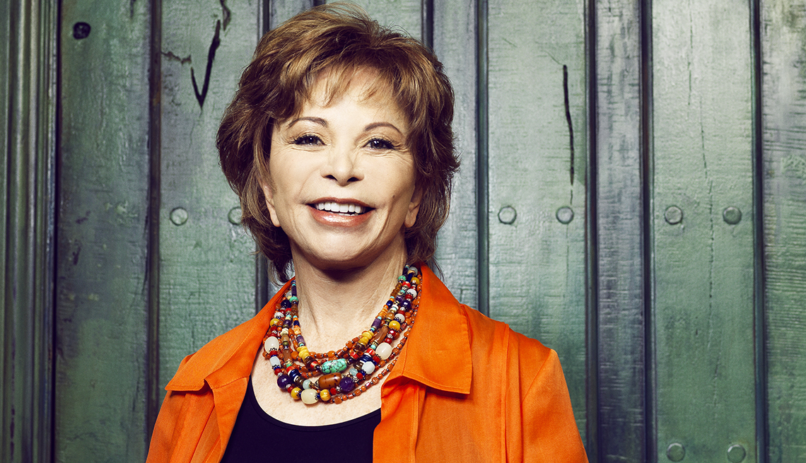 Isabel Allende, Escritora, Maestra Y Filántropa.