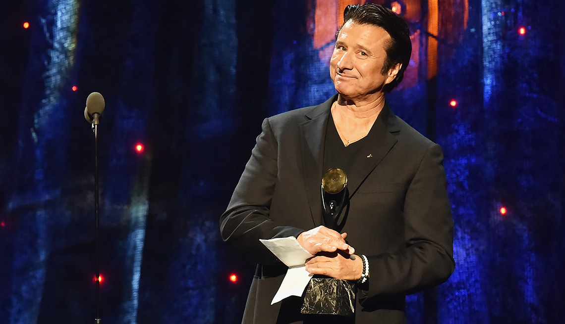item 9 of Gallery image - Steve Perry on stage