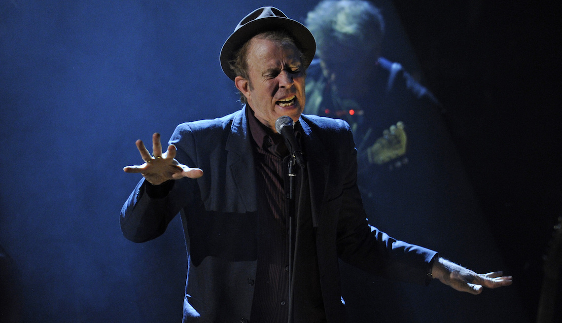 item 3 of Gallery image - Tom Waits performs at the Rock and Roll Hall of Fame induction ceremony, Monday, March 14, 2011, in New York.