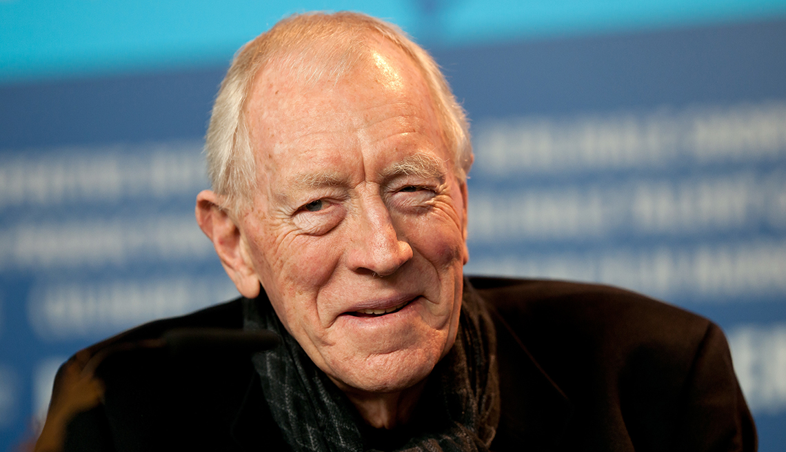 item 54 of Gallery image - Swedish born actor Max von Sydow attends the press conference for the movie Extremely Loud And Incredibly Close during the 62nd Berlin International Film Festival in Berlin Germany