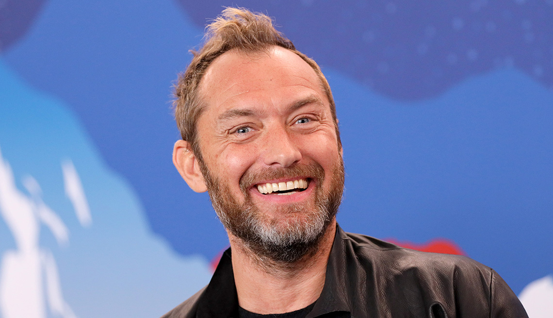 item 14 of Gallery image - Actor Jude Law