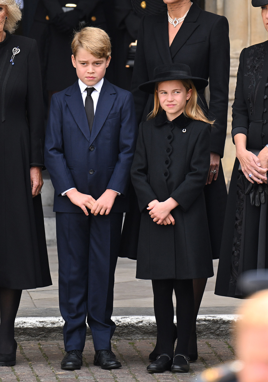 El príncipe Jorge de Gales y la princesa Carlota de Gales durante el funeral de estado de la reina Isabel II