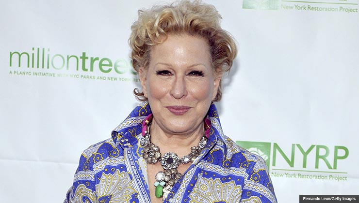 Bette Midler attends Bette Midler's New York Restoration Project's 10th annual spring picnic at Gracie Mansion on May 25, 2011 in New York City.