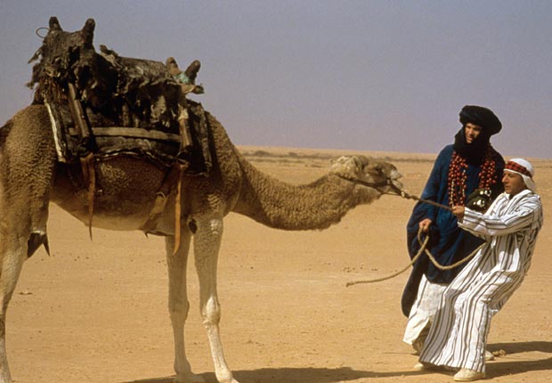 Dustin Hoffman y Warren Beatty en la película Ishtar en 1987