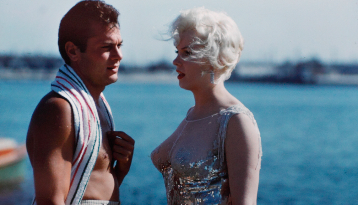item 11 of Gallery image - Marilyn Monroe 50 años tras su muerte - 'Some Like It Hot (Con faldas y a lo loco)' (1959)