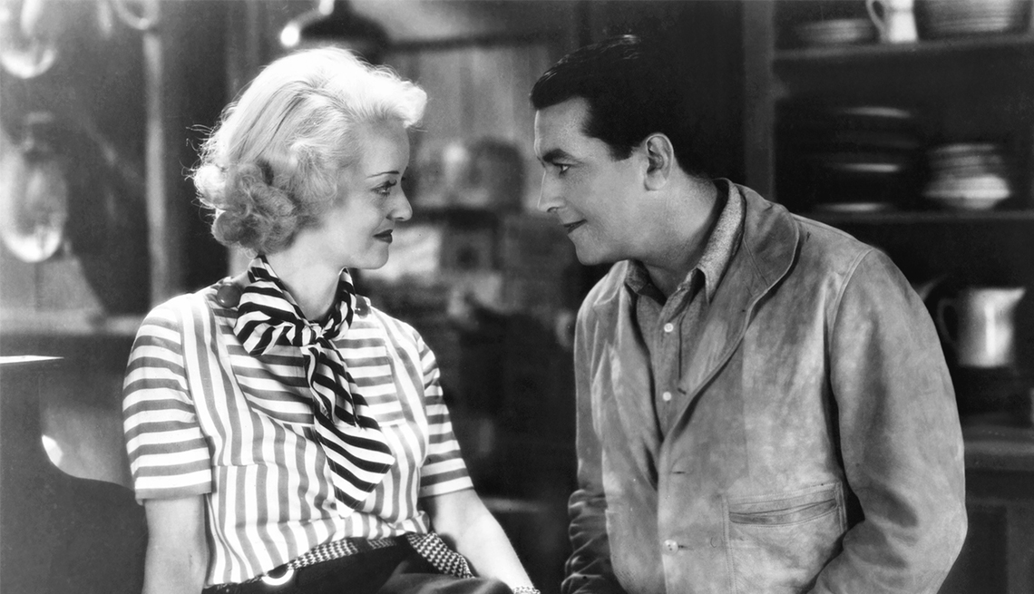 Bette Davis and Richard Barthelmess in 'Cabin in the Cotton'