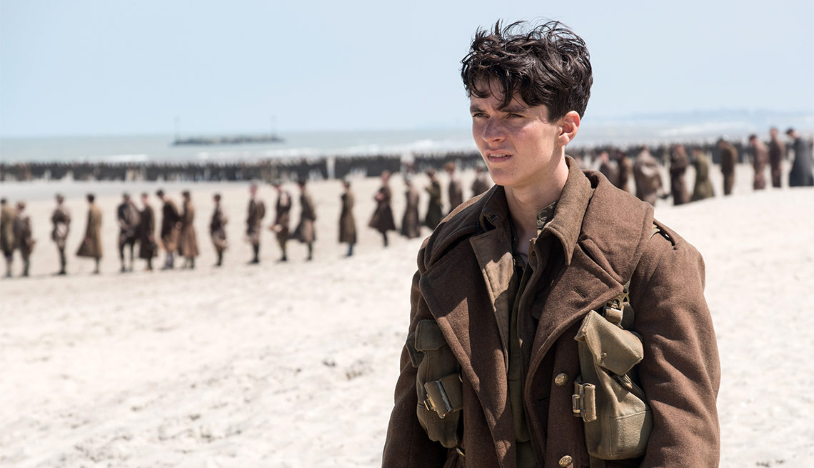 Fionn Whitehead in 'Dunkirk'