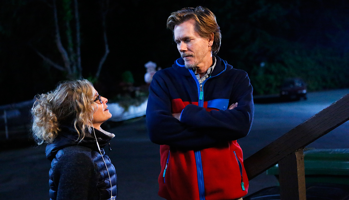 Kyra Sedgwick directs husband Kevin Bacon on the set of 'Story of a Girl'