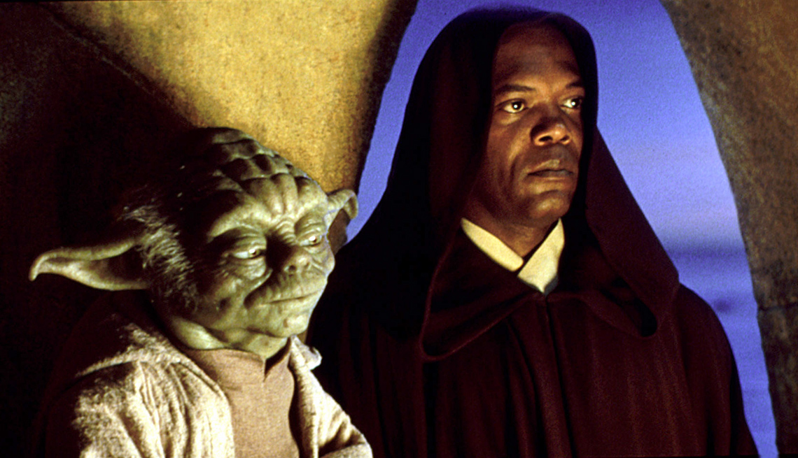 item 5 of Gallery image - Yoda and Samuel L. Jackson in 'The Phantom Menace'