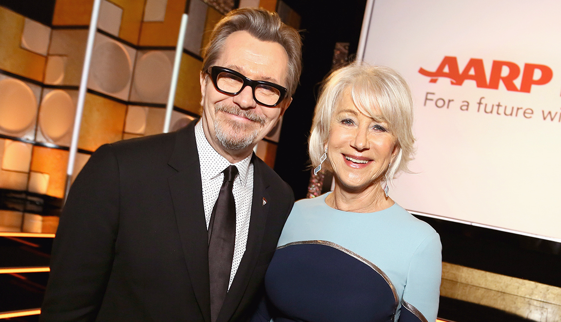 Gary Oldman y Helen Mirren en la entrega de la 17 gala de Movies For Grownups