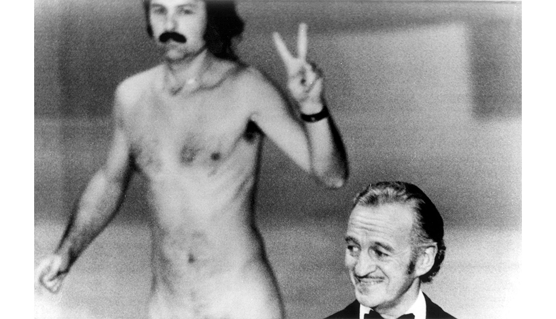 item 7 of Gallery image - Streaker performs at Academy Awards
